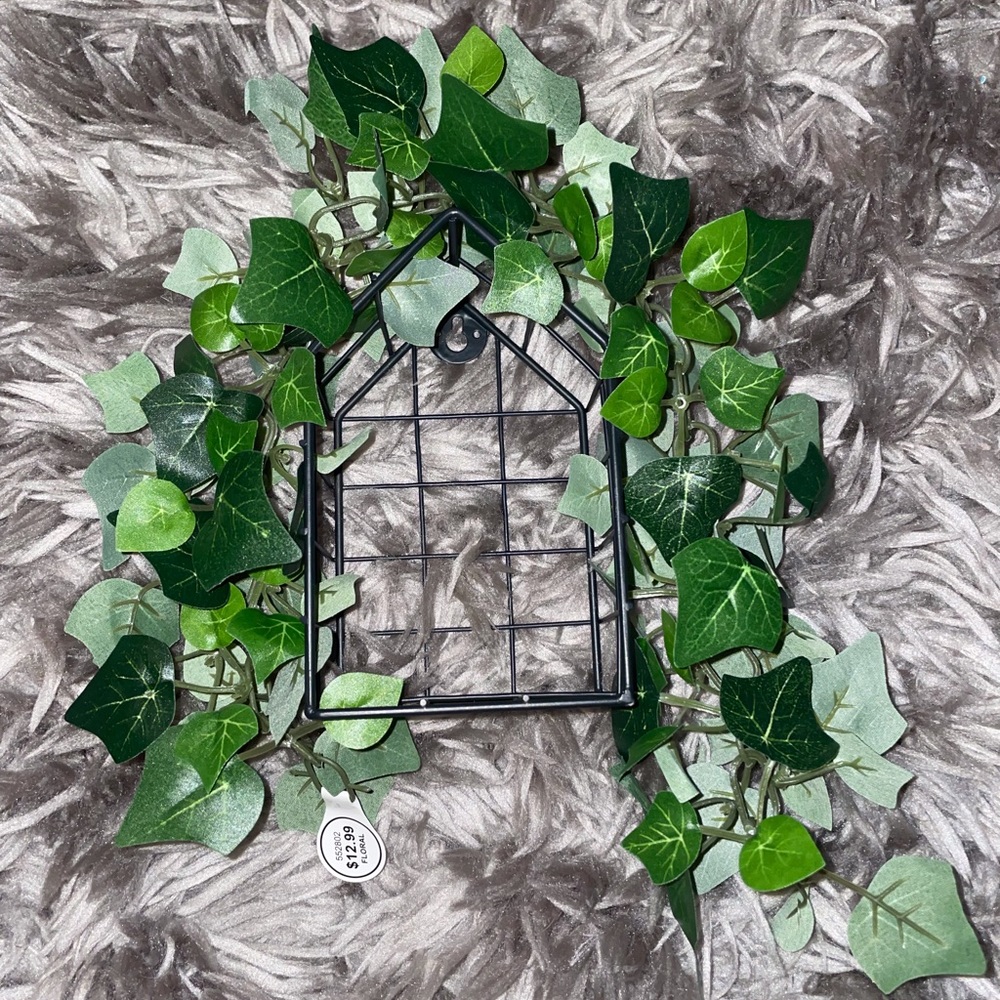 House Decor - Picture 2 of 2